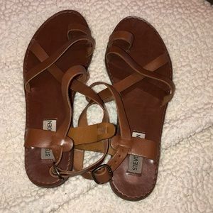 Steve Madden Strappy sandals